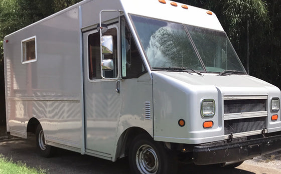 Fashion Truck Cincinnati Ohio | FENNOfashion | Megan Fenno