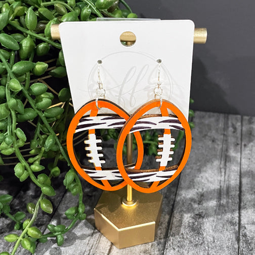 Cincinnati Bengals White Tiger Post Earrings (SILVER OR GOLD) - FENNO  FASHION, LLC