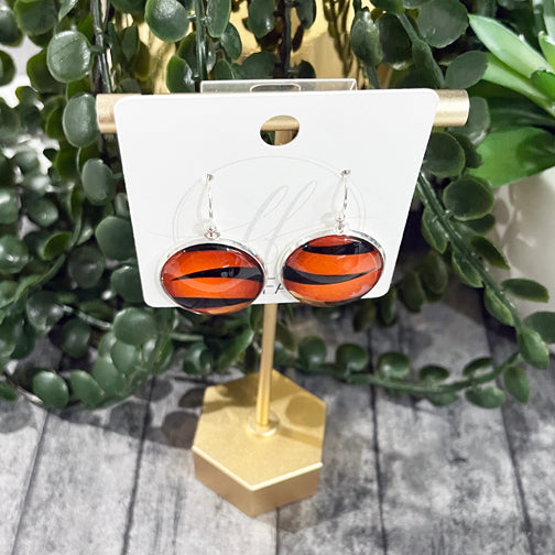 Cincinnati Bengals Tiger Striped Dangly Earrings (GOLD OR SILVER) - FENNO  FASHION, LLC