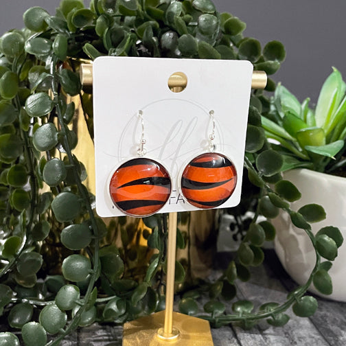 Cincinnati Bengals Tiger Striped Dangly Earrings (GOLD OR SILVER) - FENNO  FASHION, LLC