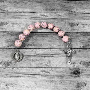Remembrance Chaplet Rosary | Memorial Chaplet Rosary | Funeral Flower Rosary | FENNO FASHION | Megan Fenno 