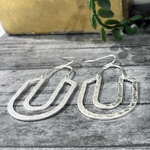 Silver Geometric Oval Earrings | Geometric Jewelry | FENNO FASHION | Megan Fenno 