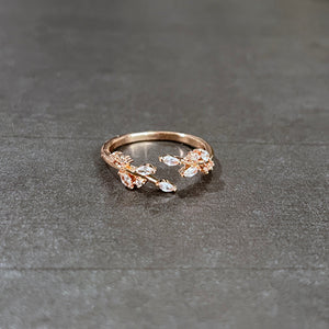 Rose Gold Crystal Leaf Adjustable Ring | FENNO FASHION