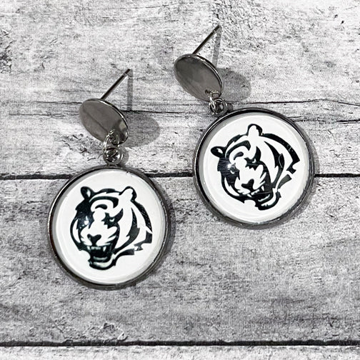 Cincinnati Bengals White Tiger Post Earrings (SILVER OR GOLD) - FENNO  FASHION, LLC