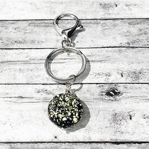 Flower Petal Remembrance Keychain using Handmade Beads | Customizable Keychain | Megan Fenno | FENNO FASHION | Cincinnati | Memorial Jewelry 