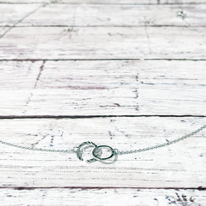 Sisters Necklace | Gift for Sisters  | Interlocking Circles Necklace | FENNO FASHION | Megan Fenno 