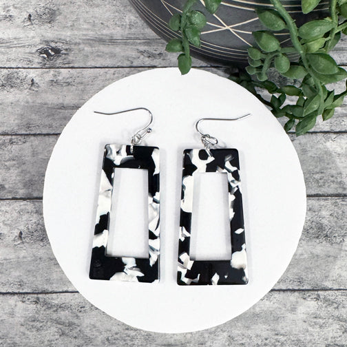 Black and White Earrings | Speckled Resin Earrings | Marbled Earrings | FENNO FASHION