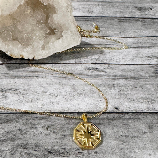 Compass Necklace | North Star Jewelry | Dainty North Star Necklace | FENNO FASHION