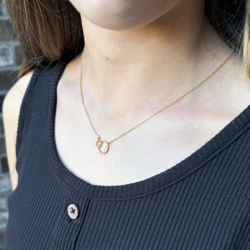 Dainty Opal Necklace | Interlocking Circles Necklace | Small Opal Necklace | FENNO FASHION