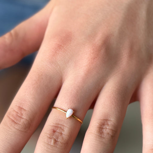 Gold Dainty Opal Ring | Adjustable Opal Ring | Opal Ring | FENNO FASHION | Dainty Rings 