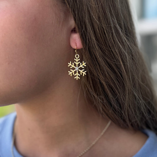 Gold Snowflake Earrings | Holiday Jewelry | Crystal Snowflake Earrings | FENNO FASHION | Christmas Jewelry 