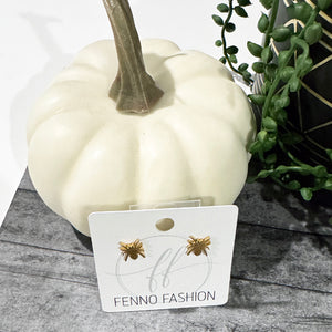 Gold Spider Stud Earrings | Halloween Earrings | FENNO FASHION | Megan Fenno 