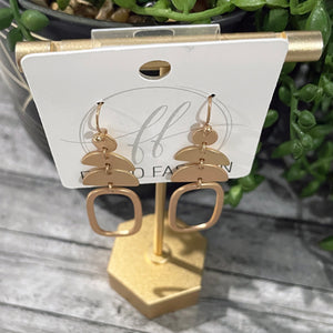 Gold Semi-Circle Earrings | Geometric Gold Earrings | FENNO FASHION | Megan Fenno