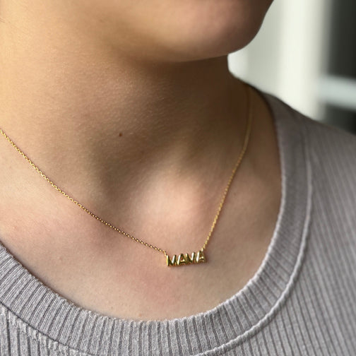 MAMA Necklace | Dainty MAMA Necklace | Gold MAMA Necklace | FENNO FASHION | Megan Fenno | Cincinnati
