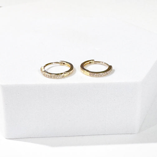 Minimalist Hoops | Small Hoop Earrings | Small Gold Hoop Earrings | Small Silver Hoop Earrings | FENNO FASHION