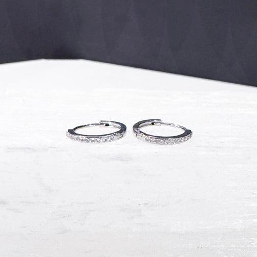 Minimalist Hoops | Small Hoop Earrings | Small Gold Hoop Earrings | Small Silver Hoop Earrings | FENNO FASHION