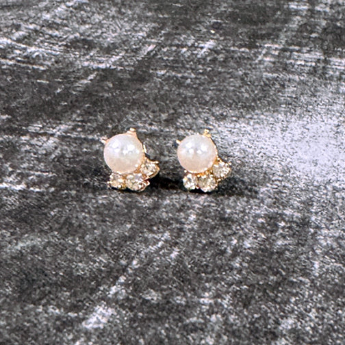 Pearl and Crystal Stud Earrings | Elegant Studs | Pearl Studs | FENNO FASHION