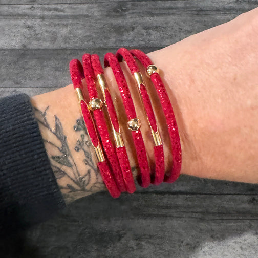Red Leather Wrap Bracelet | Cincinnati Reds Bracelet | Cincinnati Reds Jewelry | FENNO FASHION