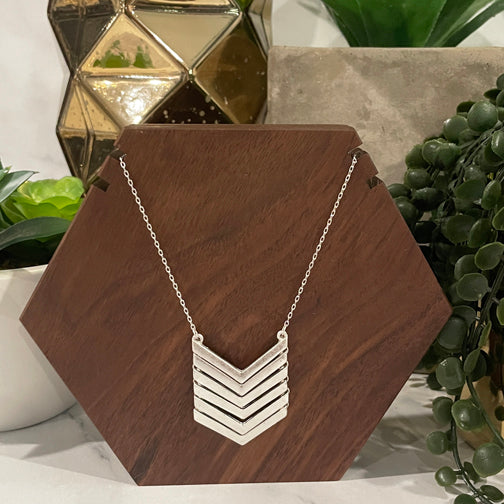 Silver Chevron Pendant Necklace | Geometric Necklaces | FENNO FASHION | Matte Metal Silver Necklace
