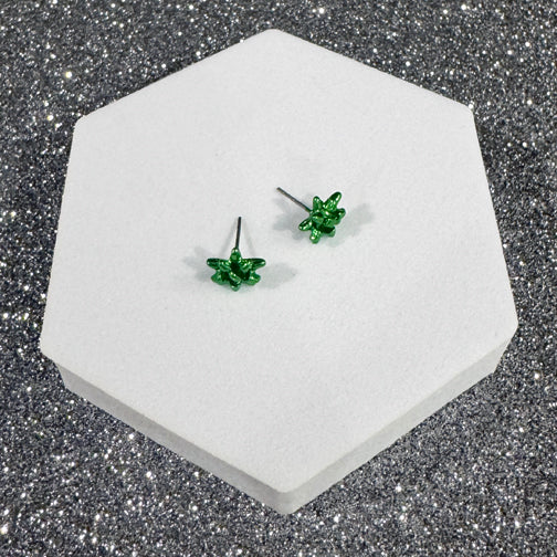 Small Green Present Bow Earrings | Bow Studs | Red Bow Stud Earrings | FENNO FASHION