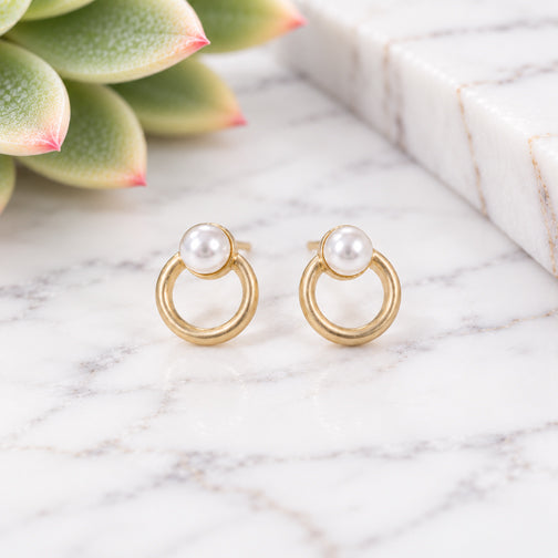 Halo Pearl Stud Earrings (SILVER OR GOLD)