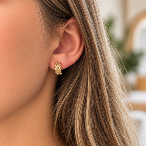 Luxe Line Stud Earrings (GOLD OR SILVER)