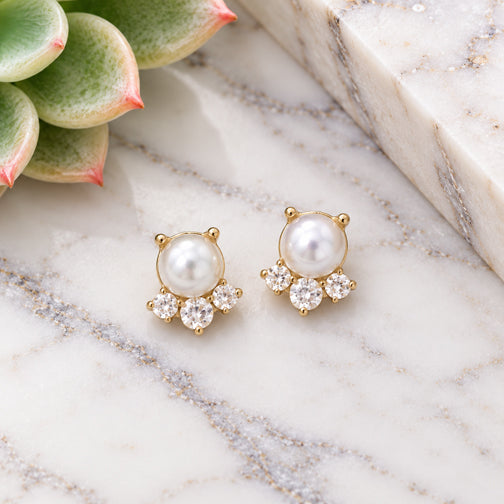 Elegant Pearl & Crystal Classic Stud Earrings (GOLD OR SILVER)