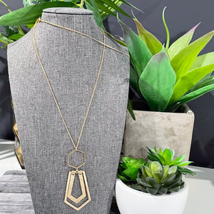 Gold Geometric Pendant Necklace | Hexagon Necklace | Geometric Jewelry | FENNO FASHION | Megan Fenno 