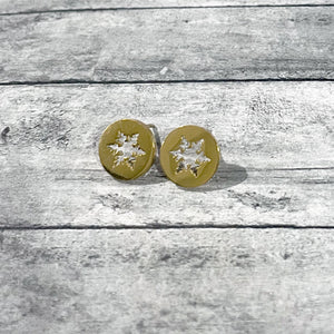 Gold Snowflake Stud Earrings | Christmas Earrings | Megan Fenno | FENNO FASHION