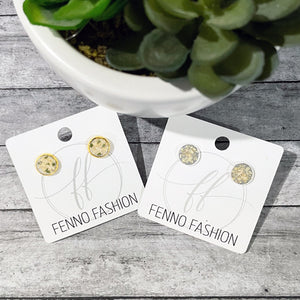 Remembrance Stud Earrings Using Flower Petals | FENNO FASHION | Memorial Jewelry | Megan Fenno | CincinnatiRemembrance Stud Earrings Using Flower Petals | FENNO FASHION | Memorial Jewelry | Megan Fenno | Cincinnati