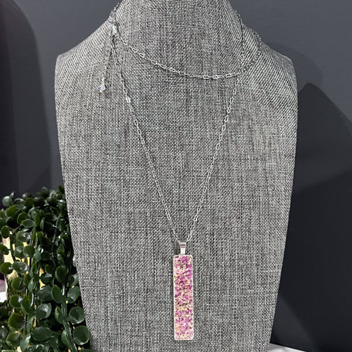 Remembrance Necklace | Memorial Necklace | Flower Petal Jewelry | Memorial Jewelry | Memorial Jewelry with Funeral Flowers | Funeral Flowers Jewelry | Funeral Flowers Keepsakes | Memorial Jewelry Cincinnati | FENNO FASHION | Remembrance Jewelry Cincinnati 