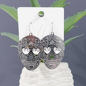 Silver Skull Earrings | Halloween Jewelry | Cute Halloween Earrings | FENNO FASHION | Megan Fenno 